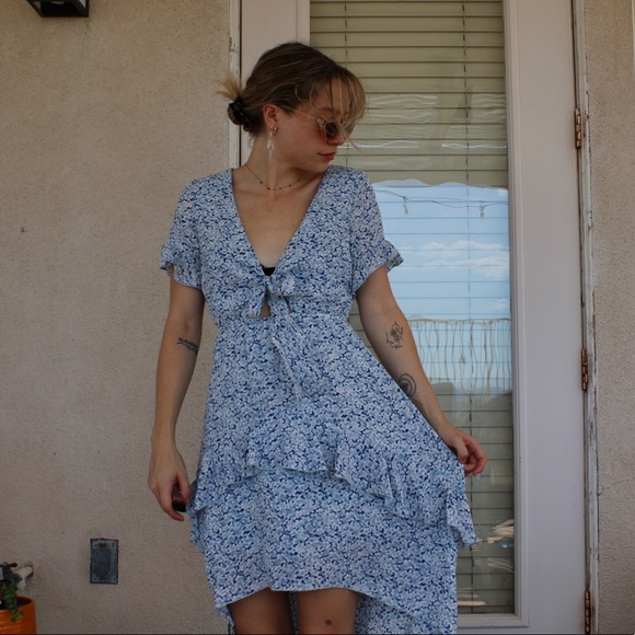 Floral Print V Neck Ruffle Midi Dress - Picture 6 of 6